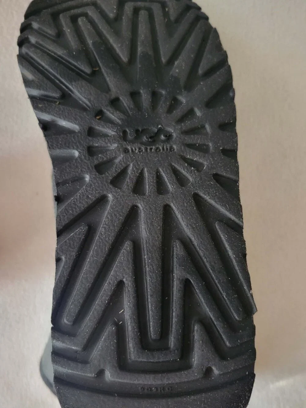 Ugg Australia Classic Black Suede Leather Sheepskin Boots US 3